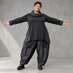 Weite Tiefschritt-Ballonhose mit Taftdetails und Stretchbund in Schwarz