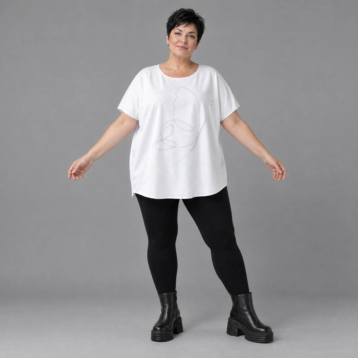 Weißes Oversizejerseyshirt mit Rundhals und Toninton Perlenapplikationen lässig weit