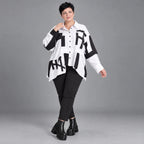 Popelineshirt mit Kragen Brusttaschen und kastigem Schnitt mit längerem Rückenteil Langarm