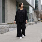 Schwarze Aform Jacke aus Viskosemix mit Rundhals Dreiviertelärmeln und weiten Taschen