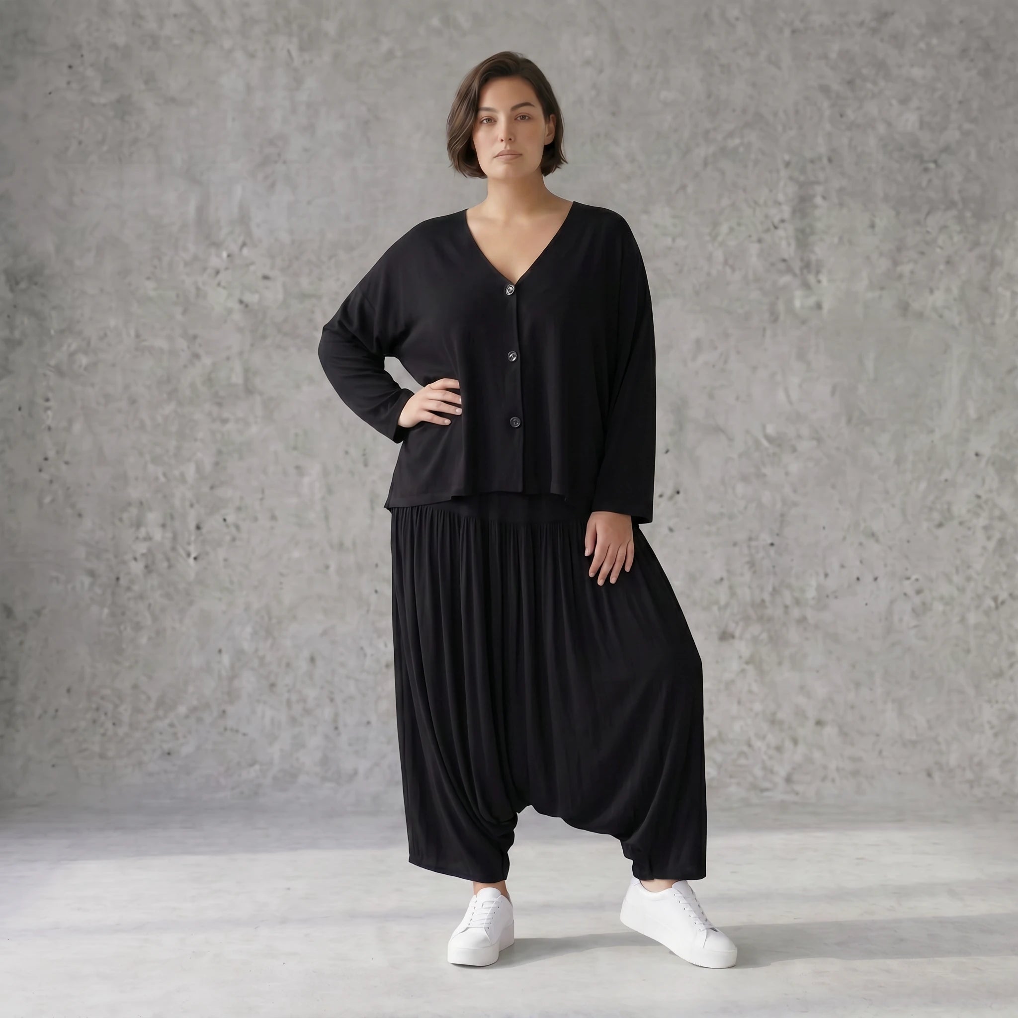 Schwarzer Ballonrock aus Viskosejersey im Lagenlook mit elastischem Bund oversized