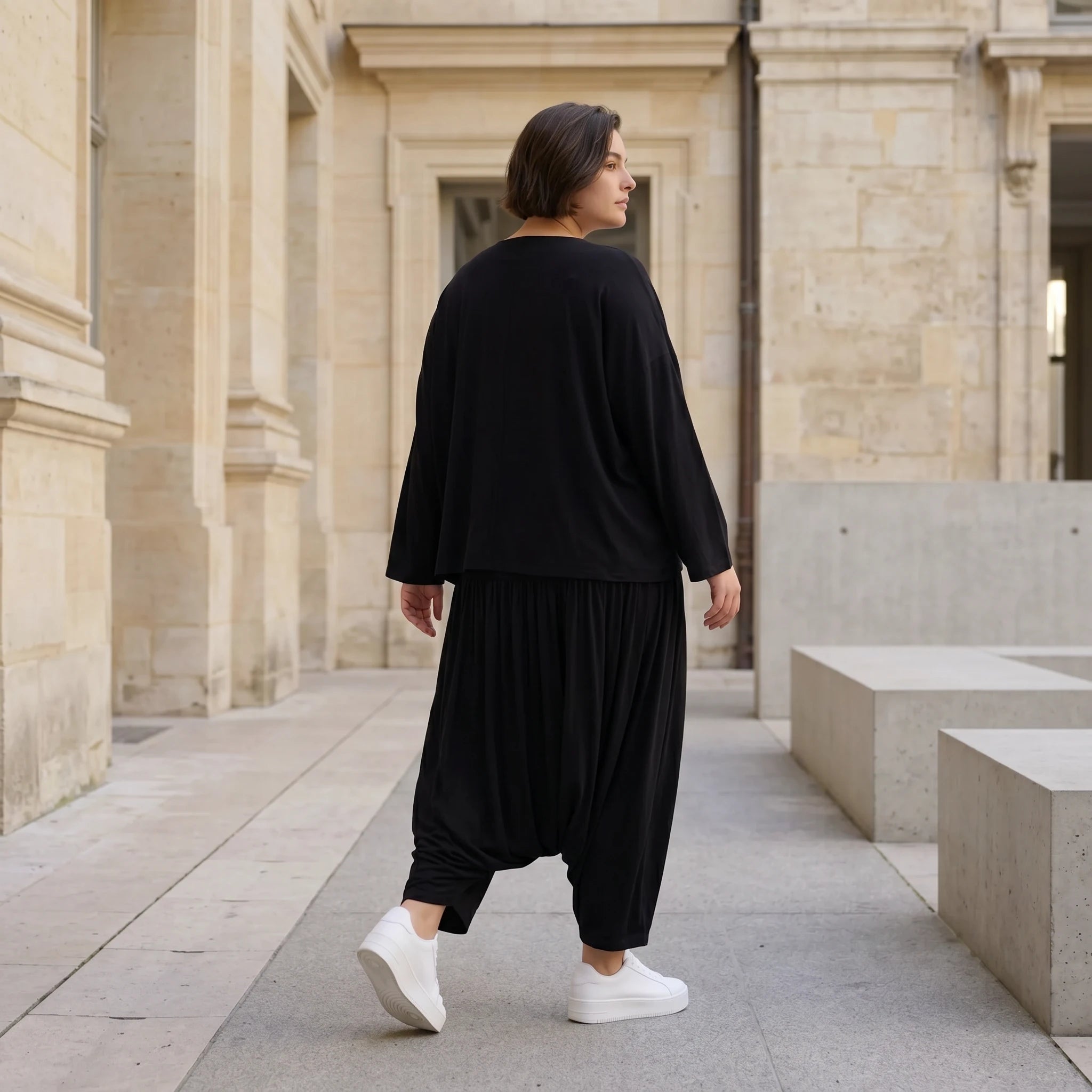 Schwarzer Ballonrock aus Viskosejersey im Lagenlook mit elastischem Bund oversized