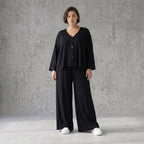 Schwarze Viskosehose mit Stretch und weitem geradem Schnitt Elastikbund Seitentaschen
