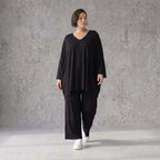 Schwarzes Oversized Bigshirt aus weicher Viskose mit Rundhals und Dreiviertelärmeln