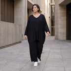 Schwarzes Oversized Bigshirt aus weicher Viskose mit Rundhals und Dreiviertelärmeln