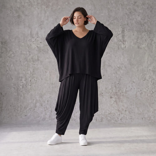 Schwarzes Oversizejerseyshirt mit Rundhals Langarm und softem Stretch für jeden Tag