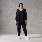 Geraffte schwarze Viskoseleggings mit Elastikbund im Lagenlook leicht chic und bequem
