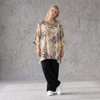 A-Form Shirt aus Popeline mit Blumenmuster in Sand Multicolor Dreiviertelarm Rundhals