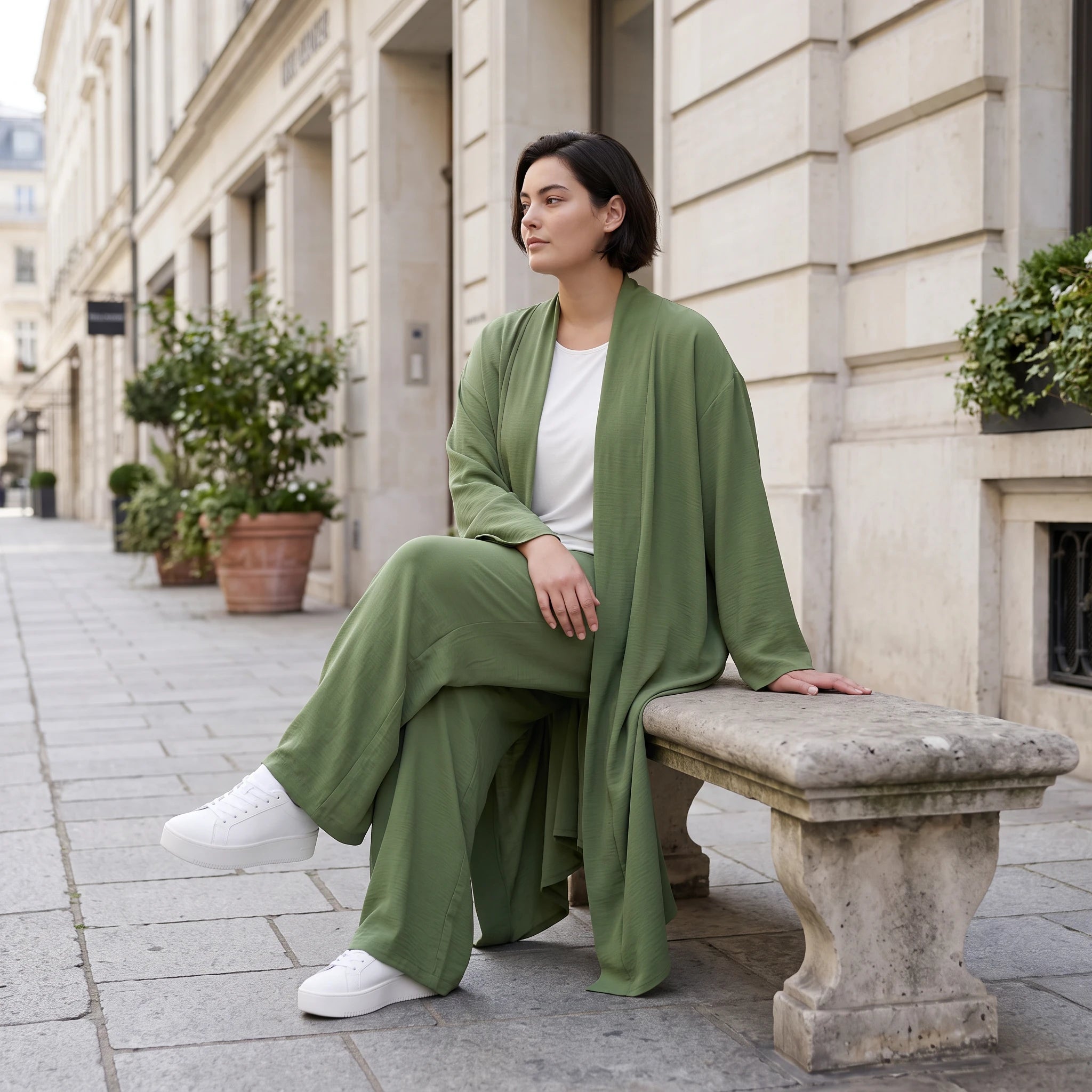 Fliessender Khaki Cardigan im Lagenlook leger Oversize mit angenehmem Leinenfeeling chic