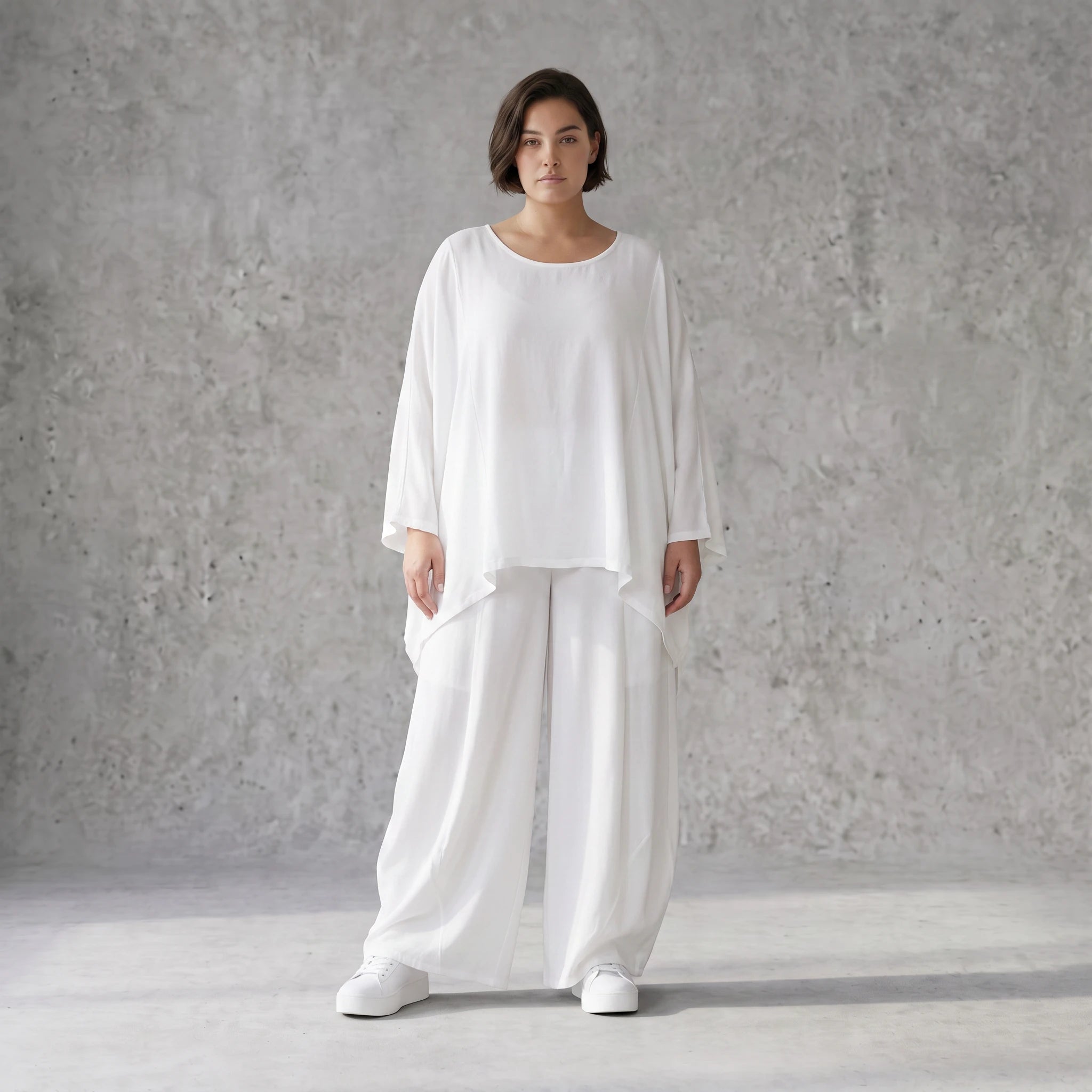 Leichtes Weißes Oversize Shirt im Lagenlook mit Leinenoptik leger zeitlos clean modernen