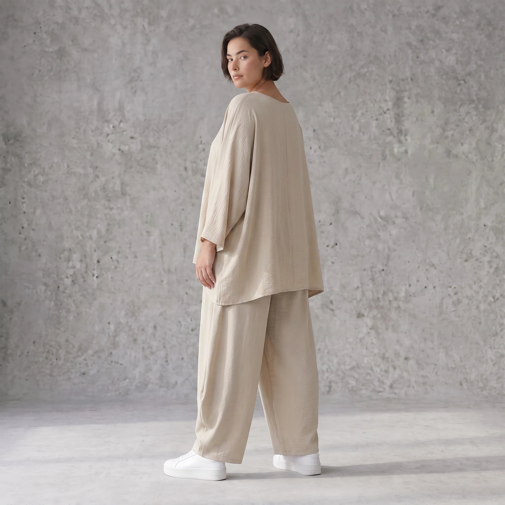 Zeitloses Beige Oversize Shirt im Lagenlook leger ausgefallen luftig mit Leinenoptik cool