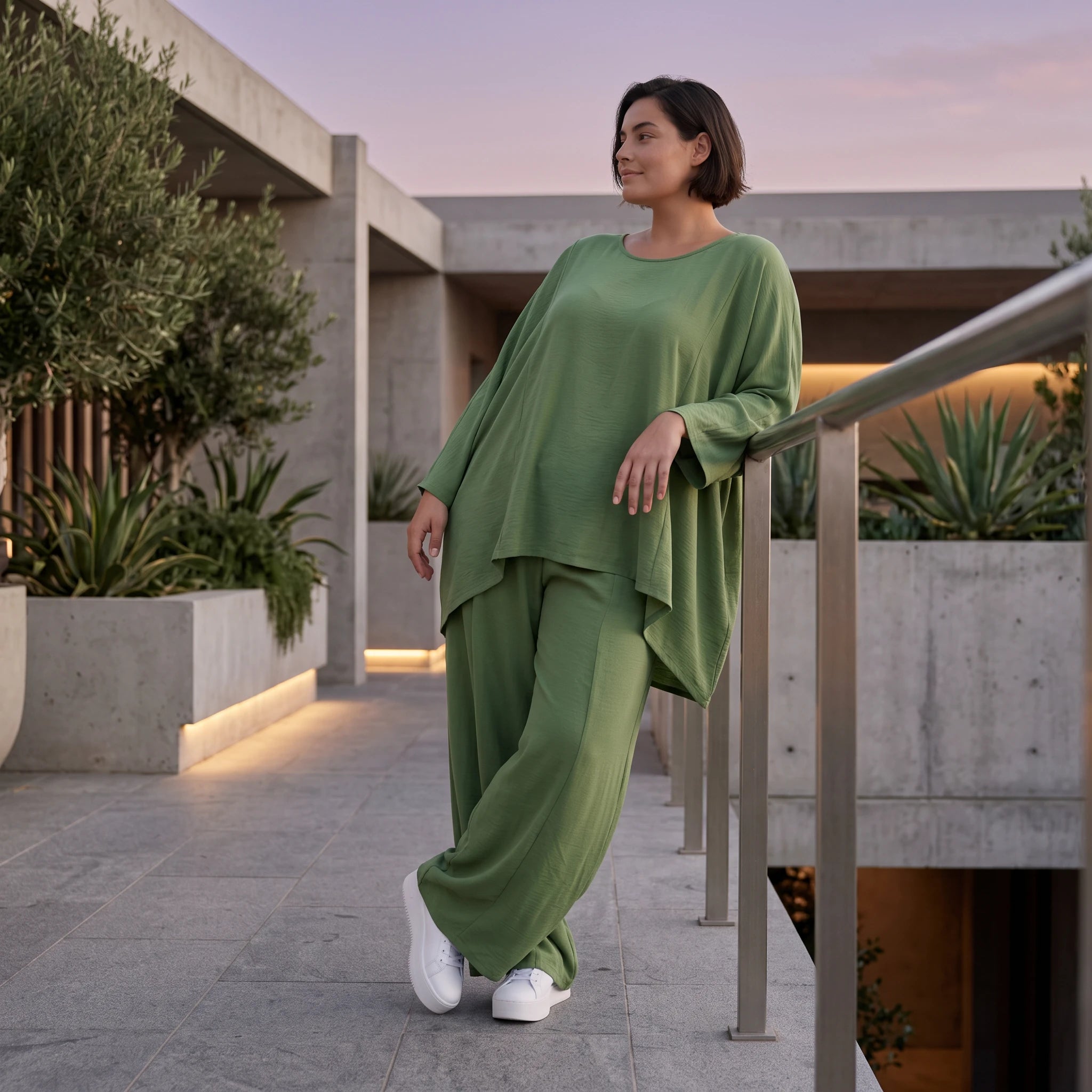 Khaki Oversize Shirt im Lagenlook leger ausgefallen mit Crash Optik zeitlos chic luftig