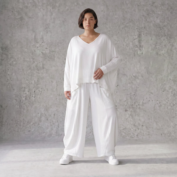 Zeitlose Weiß Ballonhose im Lagenlook Oversize sehr luftig mit Leinenoptik sommerlich