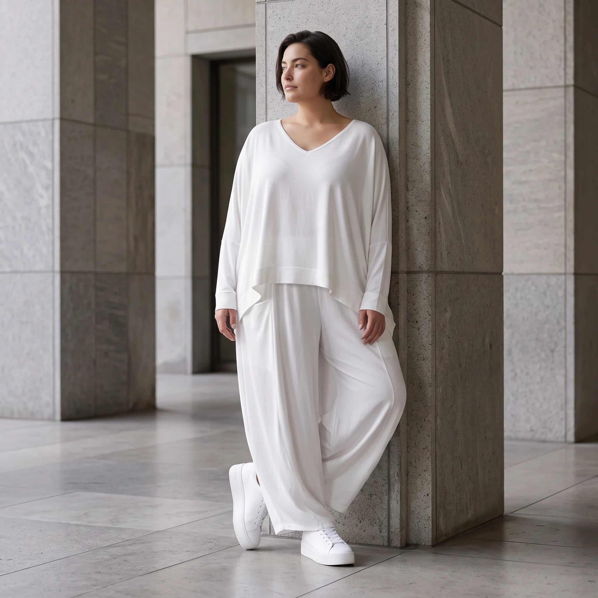 Zeitlose Weiß Ballonhose im Lagenlook Oversize sehr luftig mit Leinenoptik sommerlich