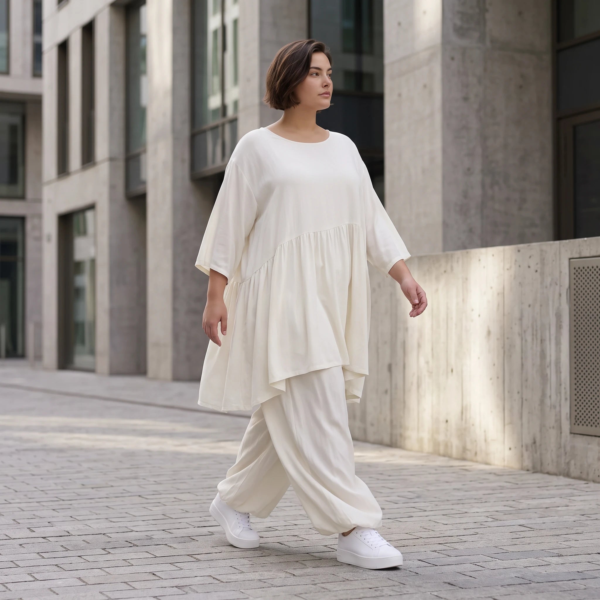 Leinenoptik Kleid in Creme Lagenlook leger Oversize A-Linie zeitlos luftig weich elegant