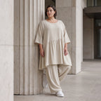 Zeitloses Beigekleid im legeren Lagenlook mit Leinenoptik Oversize A-Linie leicht luftig