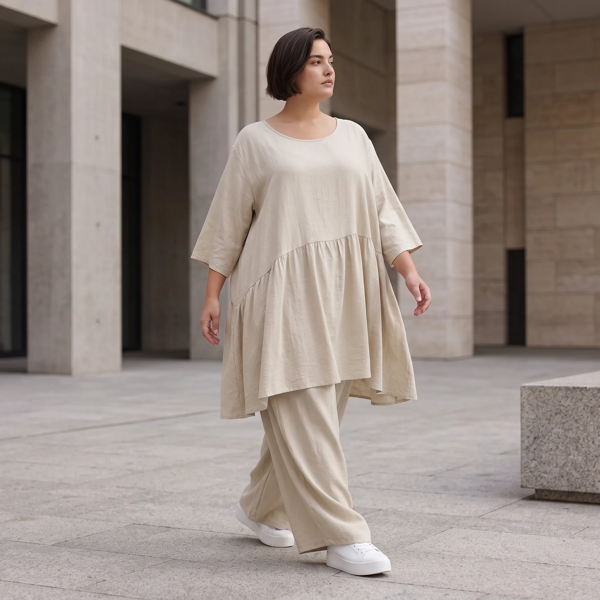 Zeitloses Beigekleid im legeren Lagenlook mit Leinenoptik Oversize A-Linie leicht luftig