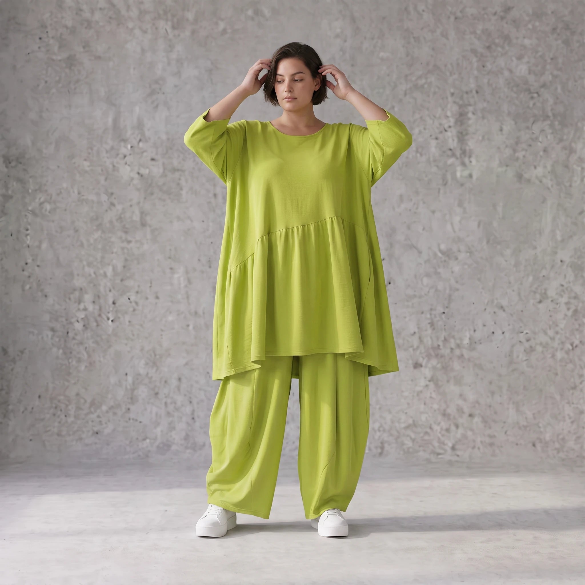 Apfelgrünes luftiges Leinenoptik Sommerkleid im Lagenlook Oversize leger zeitlos A-Linie