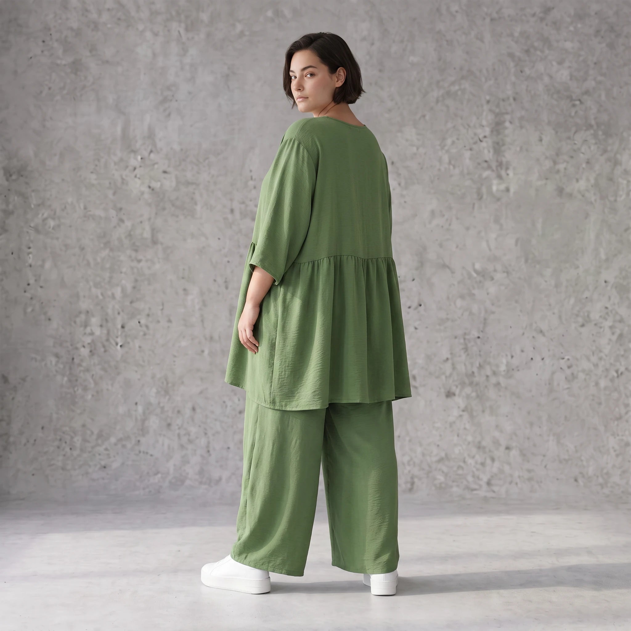 Fliessendes A-Linien Kleid in Khaki mit Leinenlook leger Oversize zeitlos luftig Taschen