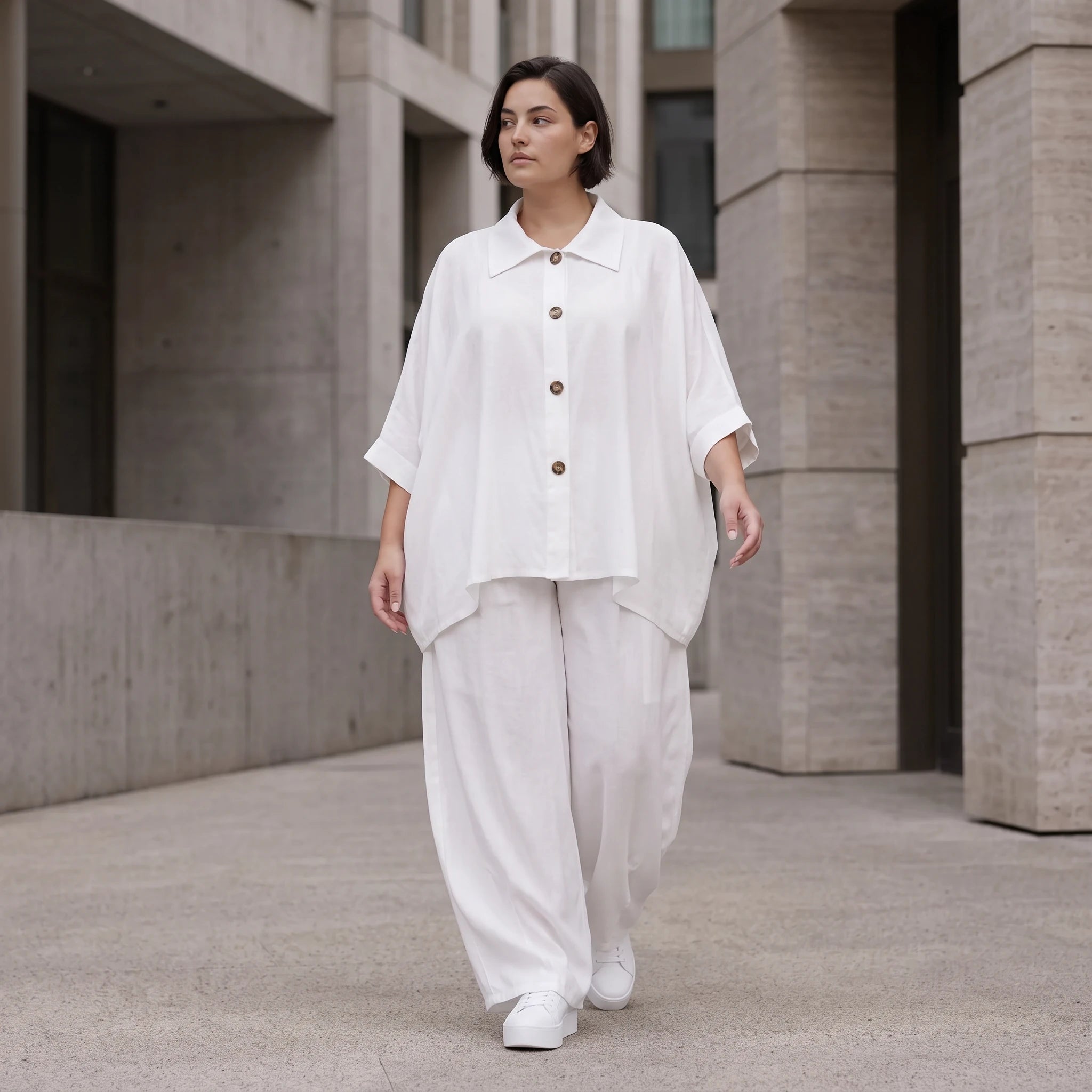 Zeitlose Weiß Leinenoptik Bluse im Oversize Lagenlook leger luftig weich modern stilvoll