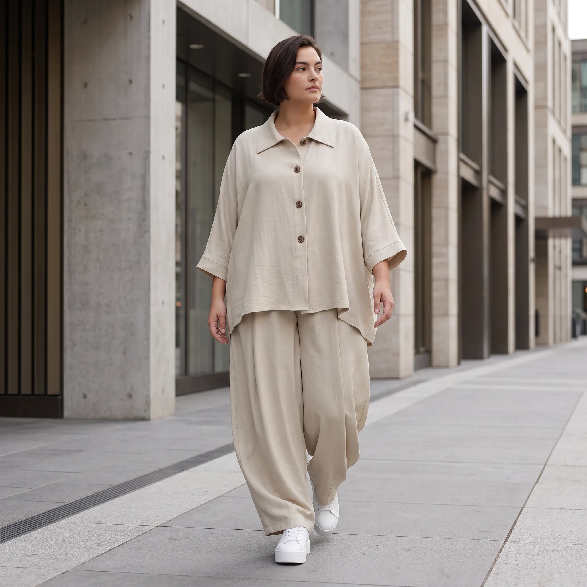 Legere Beige Bluse in Leinenoptik mit Crashlook Oversize Lagenlook zeitlos modern luftig