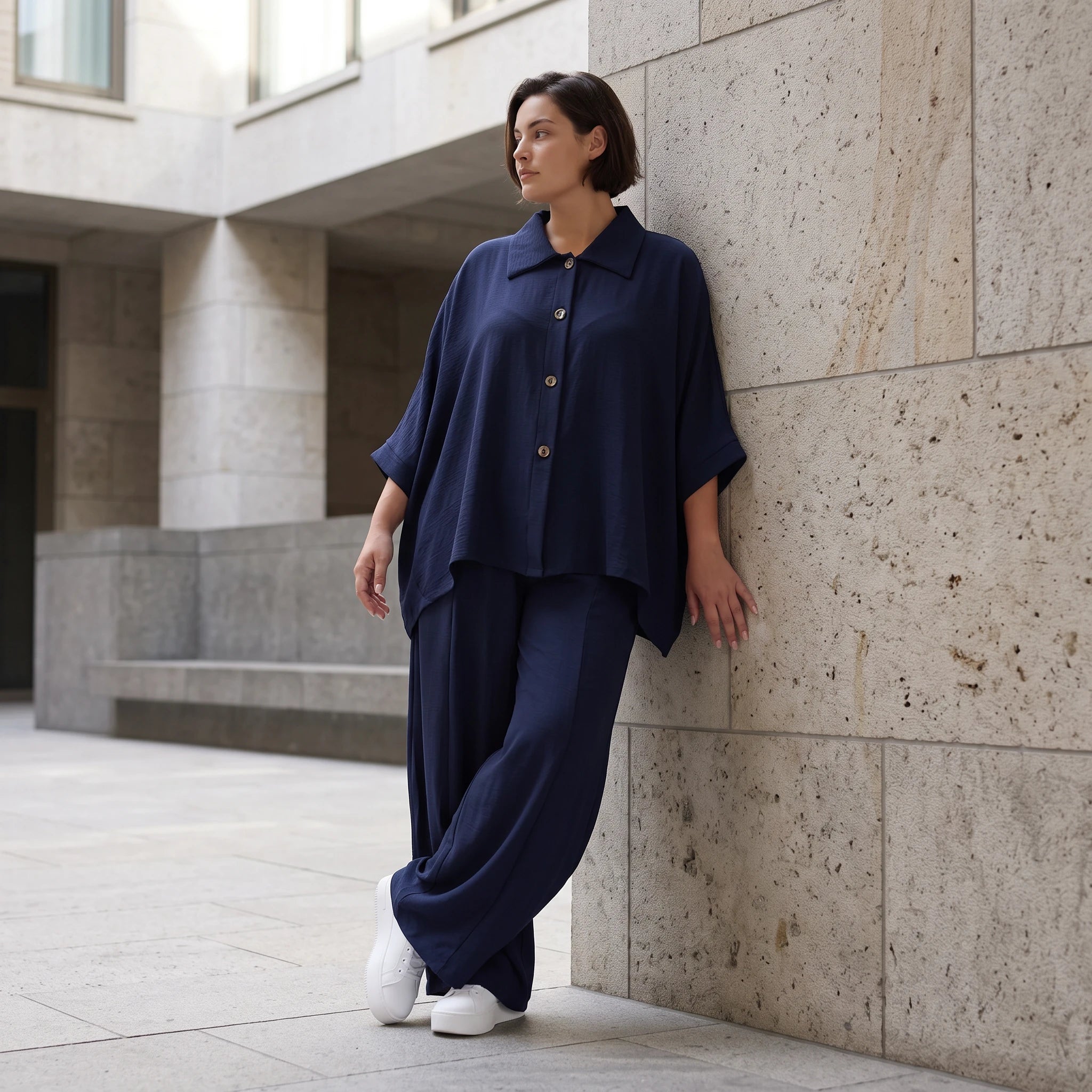 Zeitlose Marine Bluse in Leinenoptik leger Oversize Lagenlook sommerlich leicht und modern