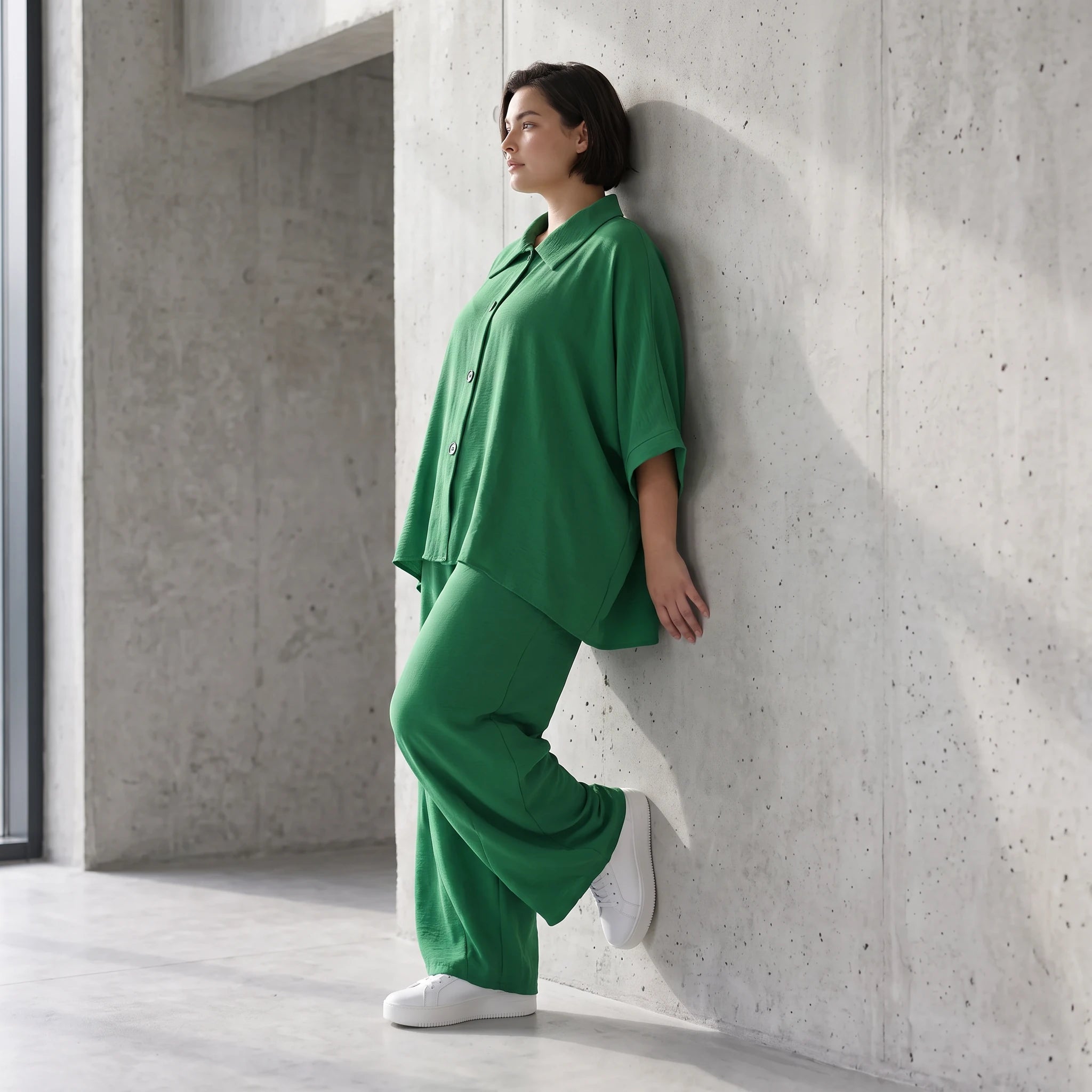 Legere Oversize Bluse in Smaragdgrün mit Leinenlook für zeitlosen Lagenlook und Eleganz