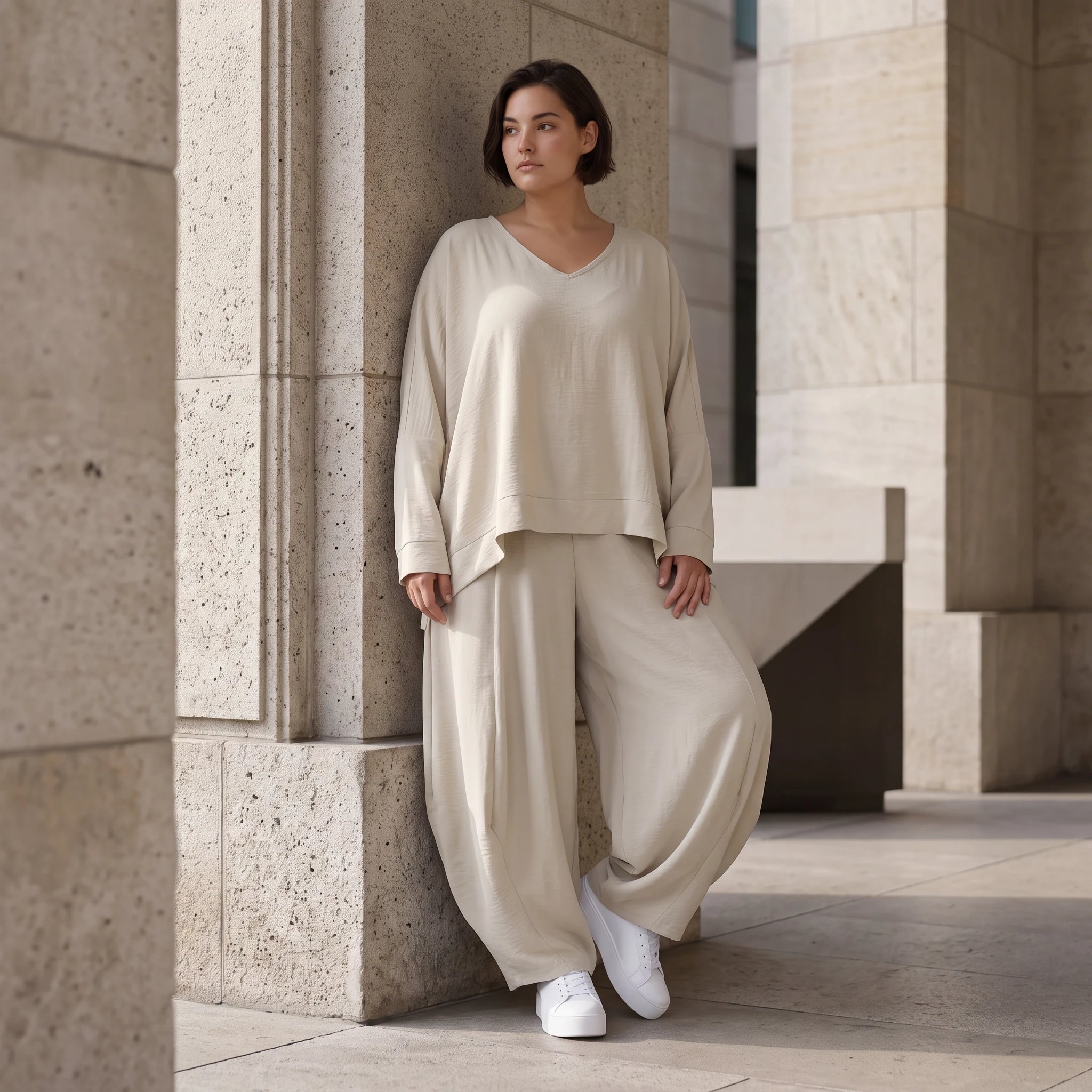 Moderner Beigelagenlook Oversize Ueberwurf aus Leinenmix locker leicht und fein elegant