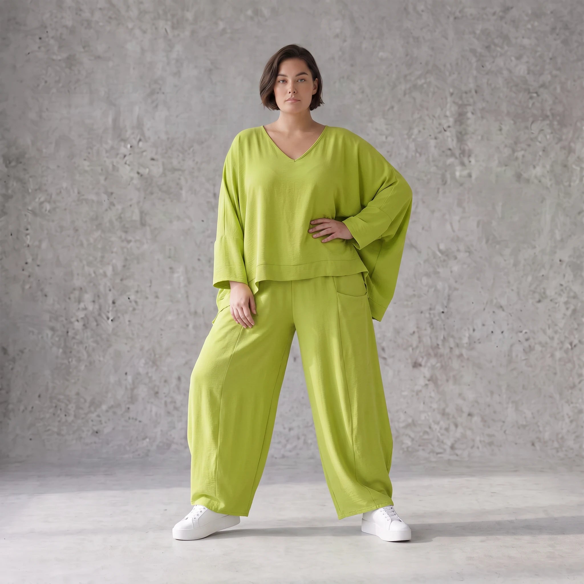 Apfelgrün Leinenlook Überwurf im Oversize Lagenlook sehr leger zeitlos ausgefallen luftig