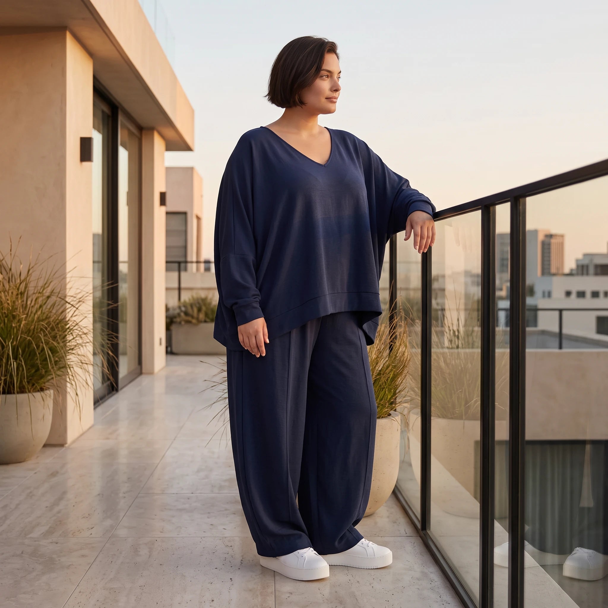 Leichter Lagenlook Überwurf in Marine mit Leinenanteil Oversize zeitlos leger modern neu