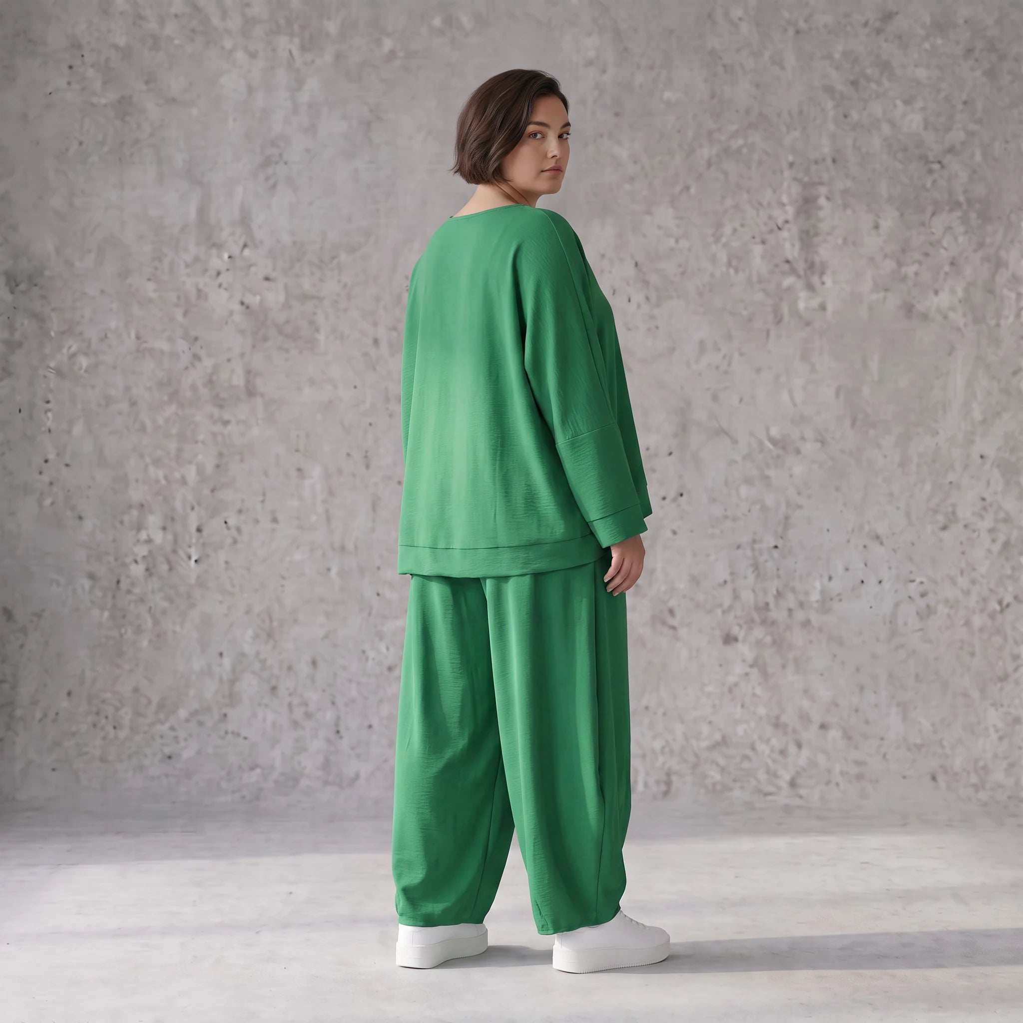 Leinenlook Überwurf im Lagenlook Oversize locker luftig elegant edel fein in Smaragdgrün