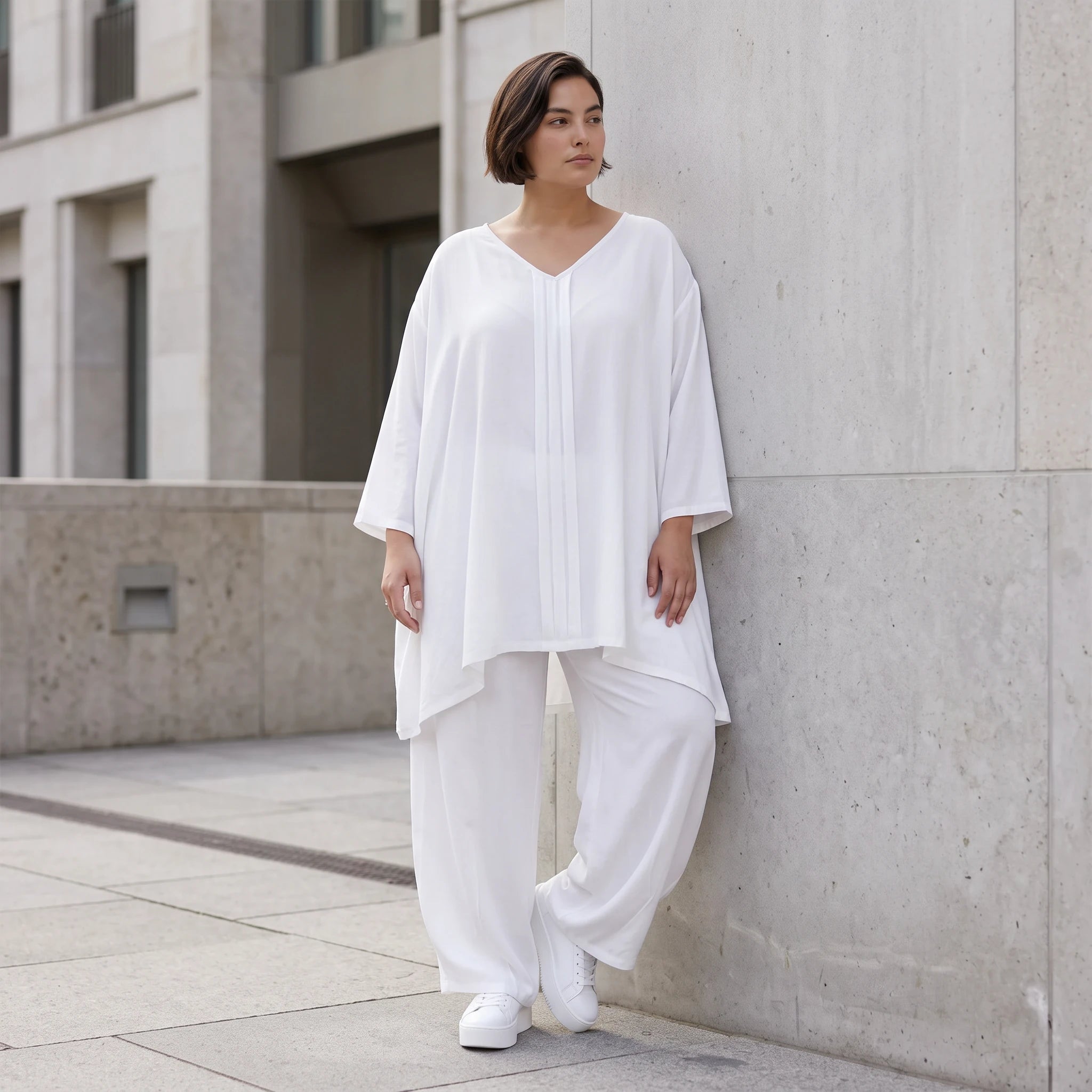 Zeitloses Weißes Leinenlook Shirt in A-Linie leger Oversize Lagenlook federleicht luftig