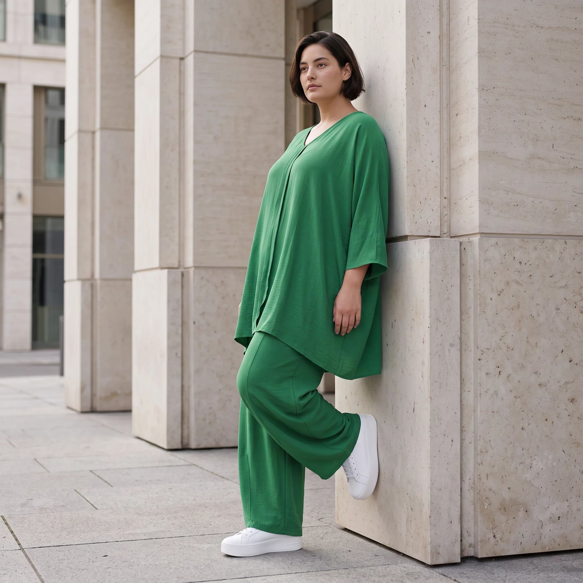 Legeres Oversize Shirt in Smaragdgrün mit Leinenlook A-Linie und V-Ausschnitt zeitlos 89