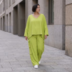 Apfelgrün Ballonhose im Lagenlook Oversize leger ausgefallen luftig zeitlos sommerlich