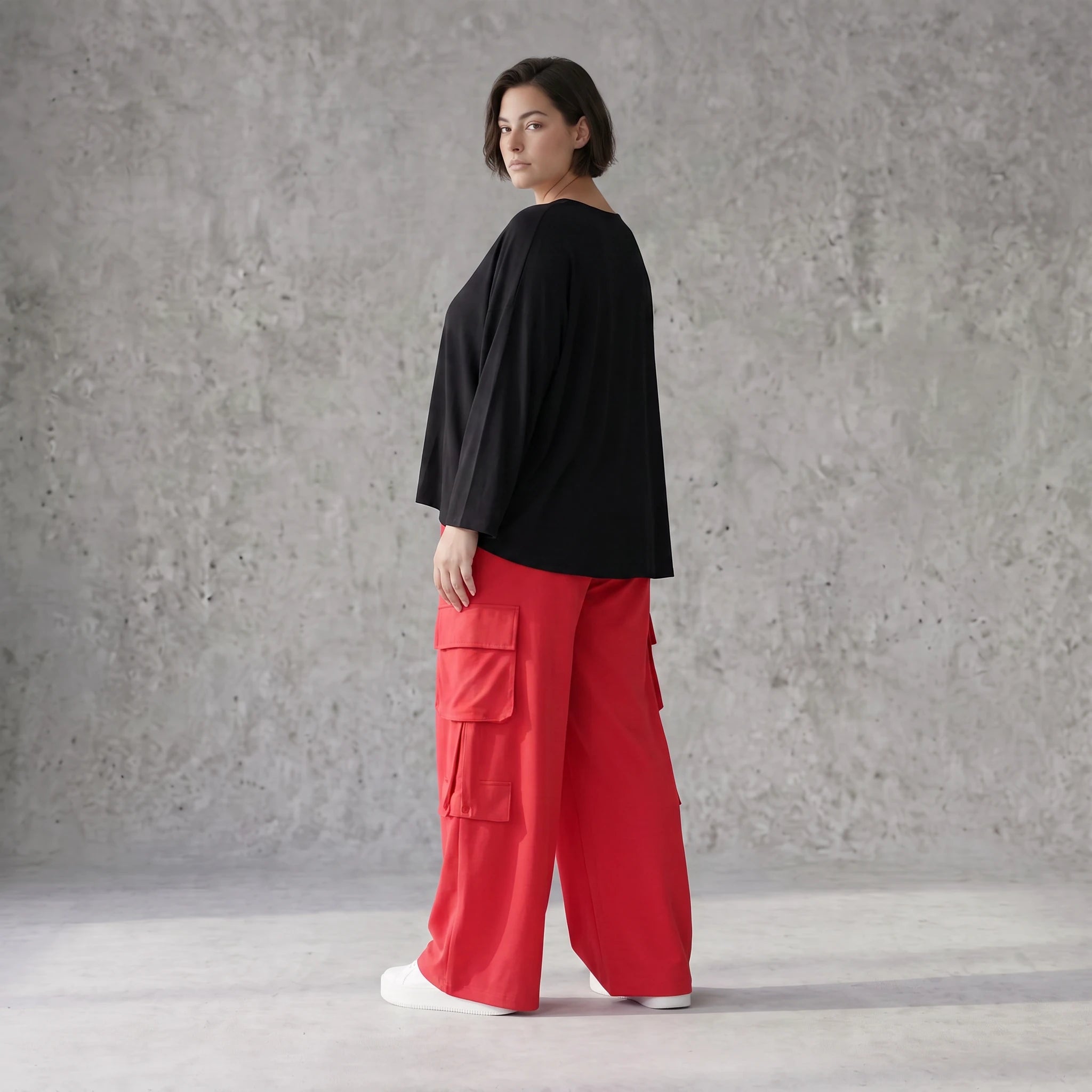 Fuchsia Ballonhose im Lagenlook Oversize leger ausgefallen mit Fransen Flügeltaschen cool