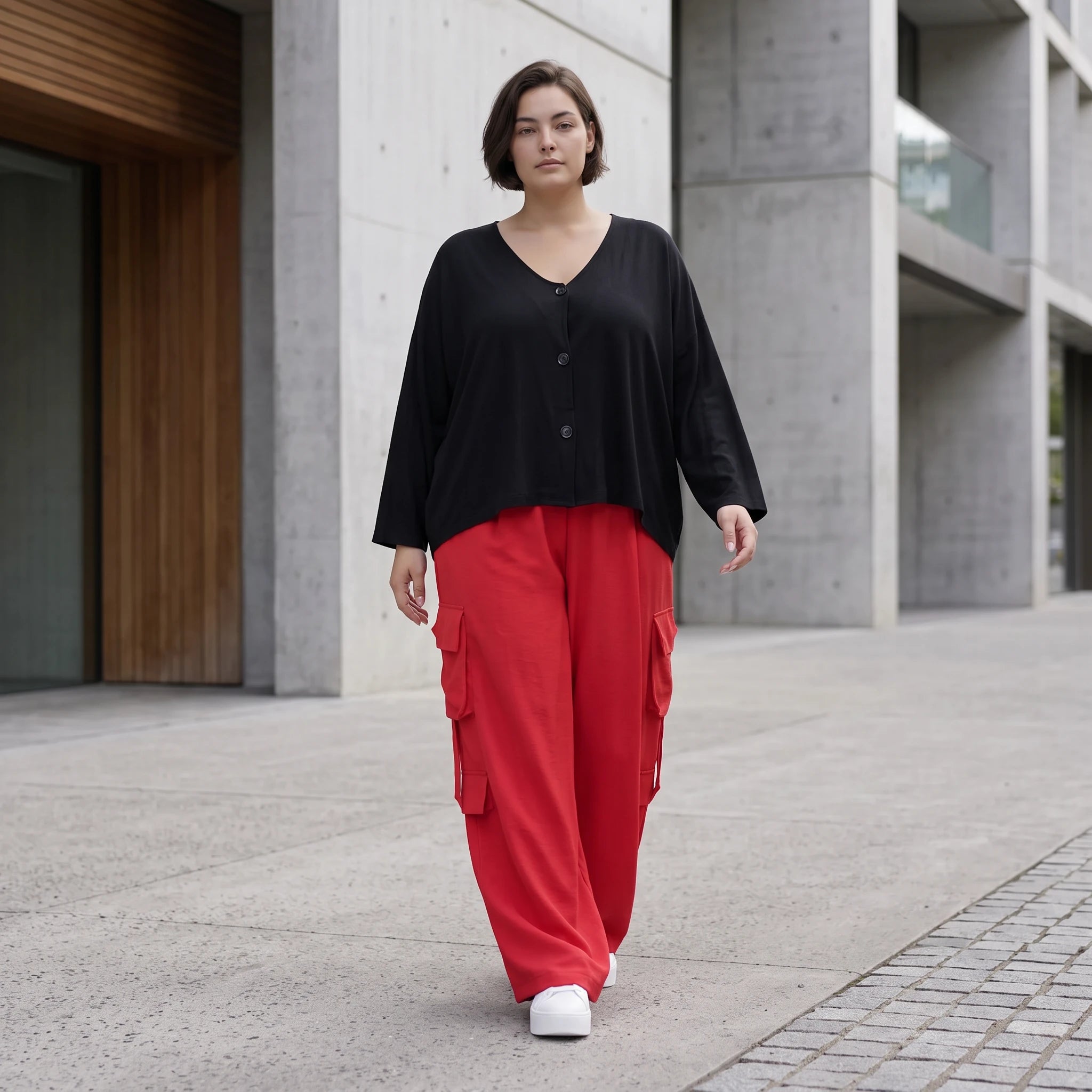 Fuchsia Ballonhose im Lagenlook Oversize leger ausgefallen mit Fransen Flügeltaschen cool