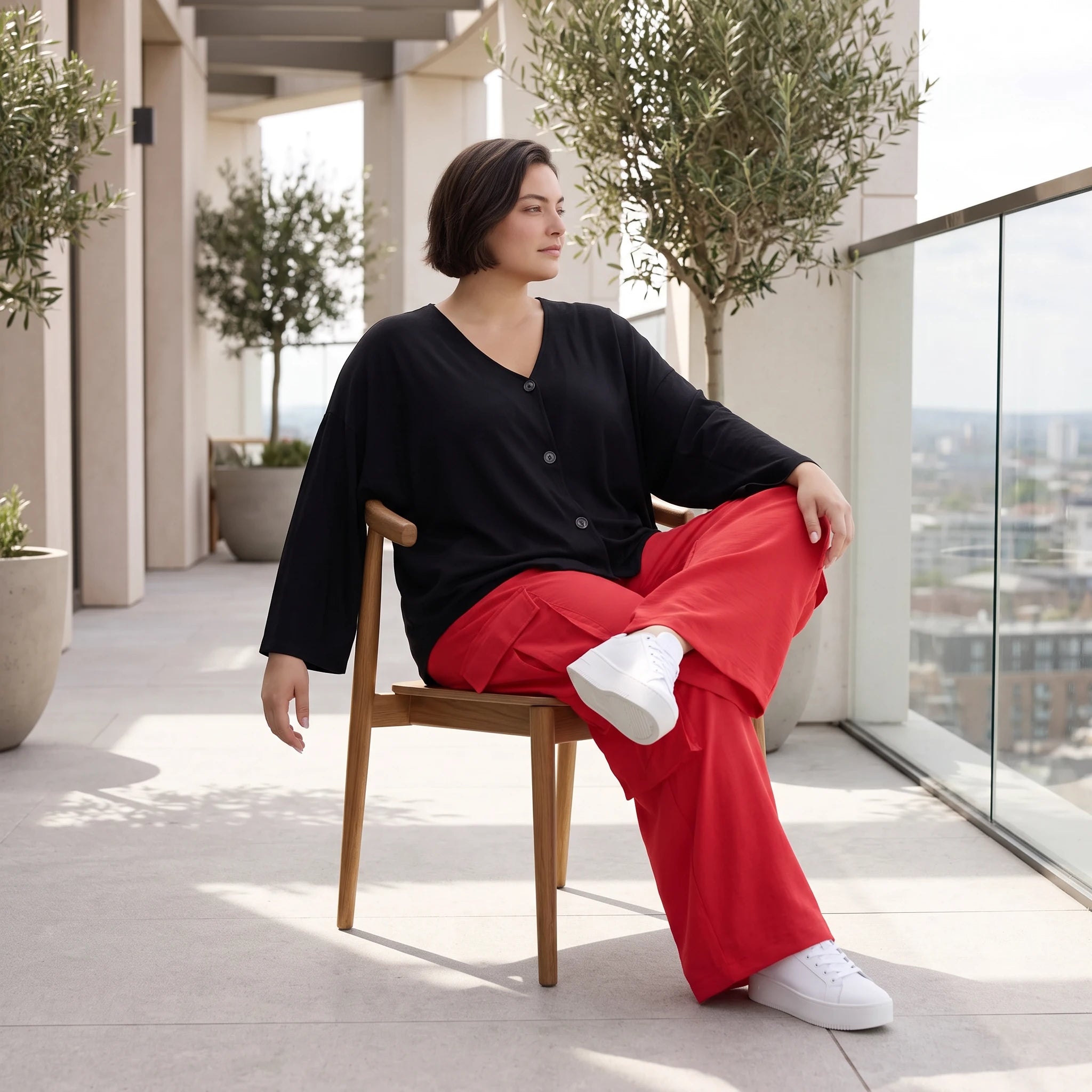 Fuchsia Ballonhose im Lagenlook Oversize leger ausgefallen mit Fransen Flügeltaschen cool