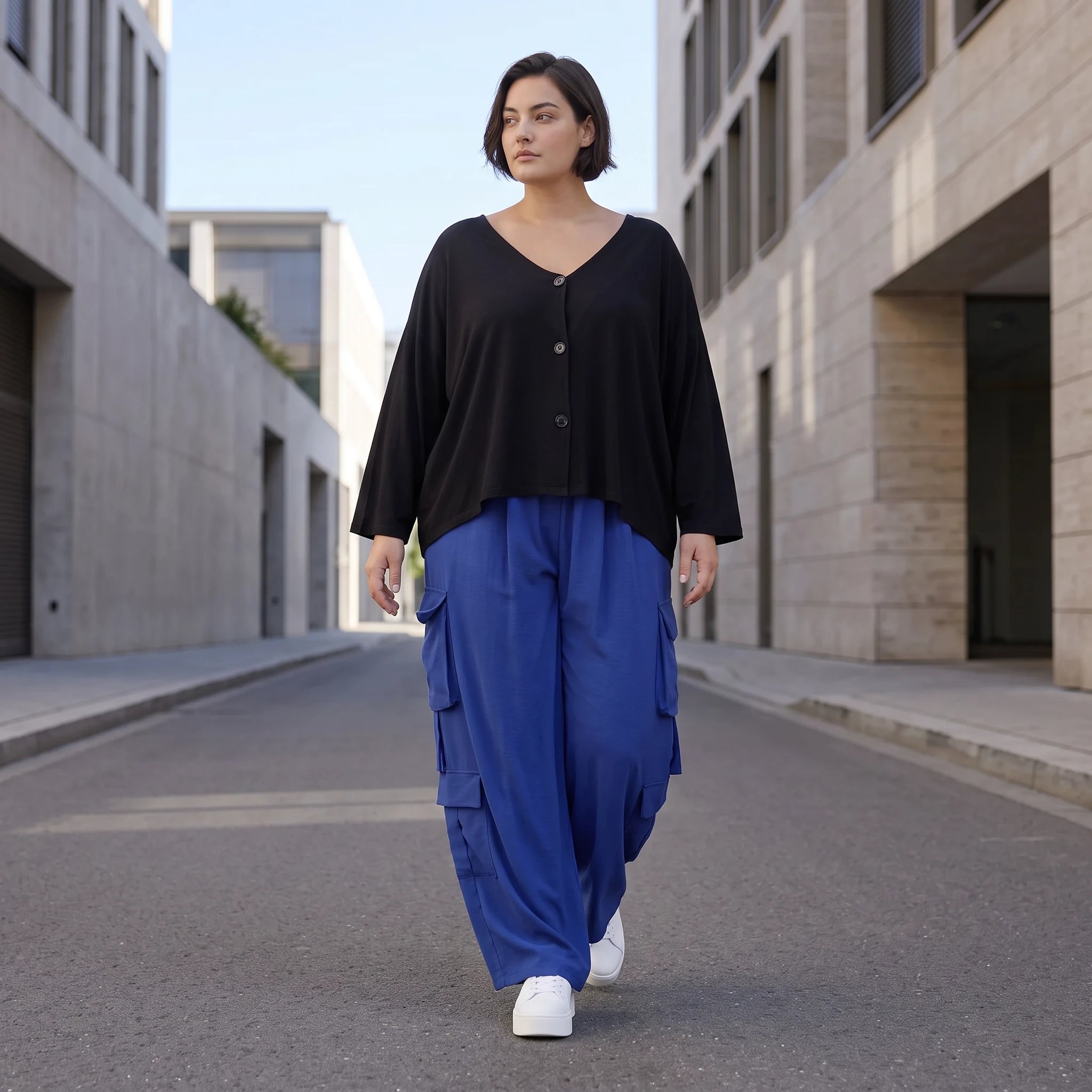 Fliessende Lagenlook Ballonhose in Royalblau leger Oversize ausgefallen zeitlos soft sehr