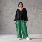 Ausgefallene Ballonhose Smaragdgrün im legeren Lagenlook Oversize leicht und zeitlos