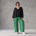 Ausgefallene Ballonhose Smaragdgrün im legeren Lagenlook Oversize leicht und zeitlos