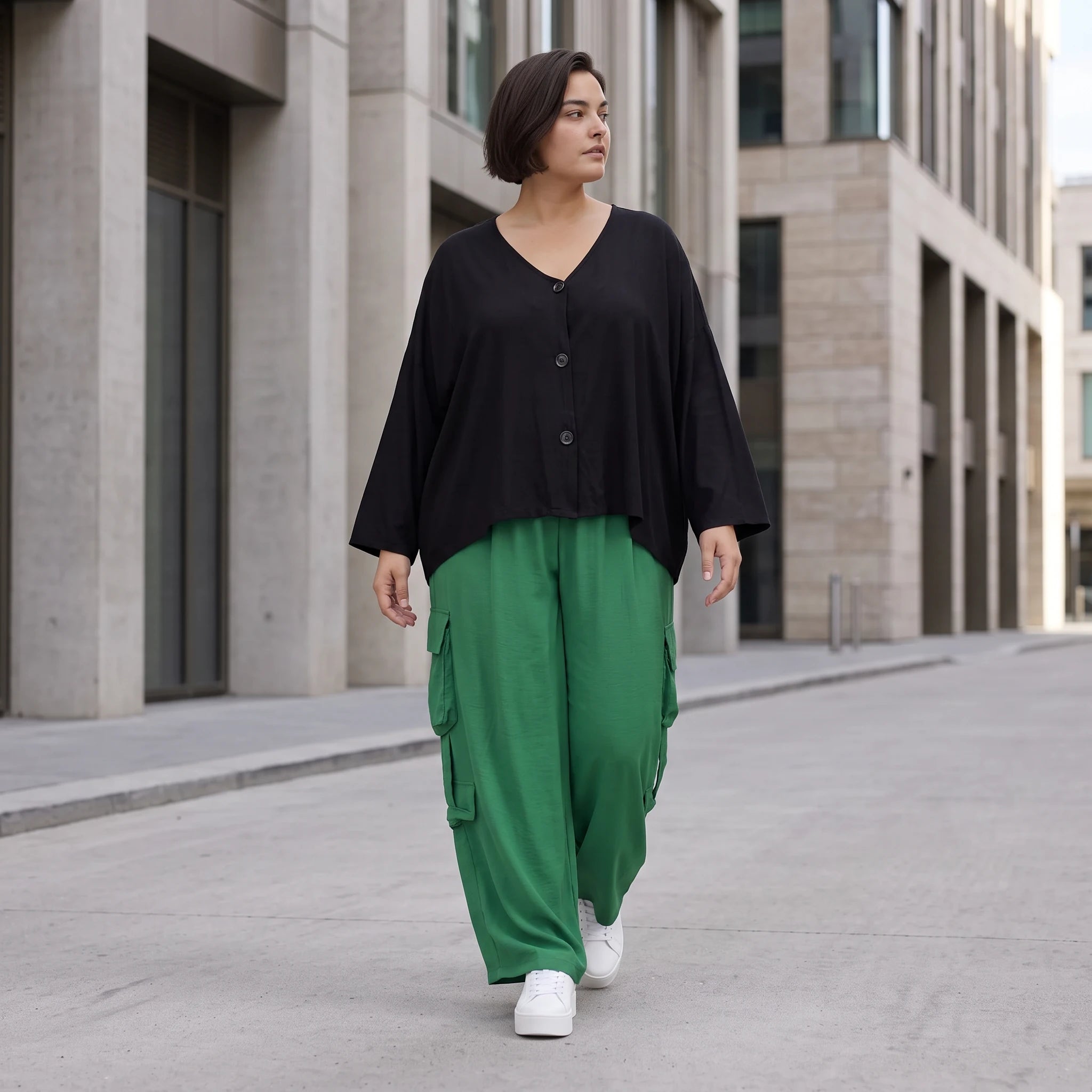 Ausgefallene Ballonhose Smaragdgrün im legeren Lagenlook Oversize leicht und zeitlos