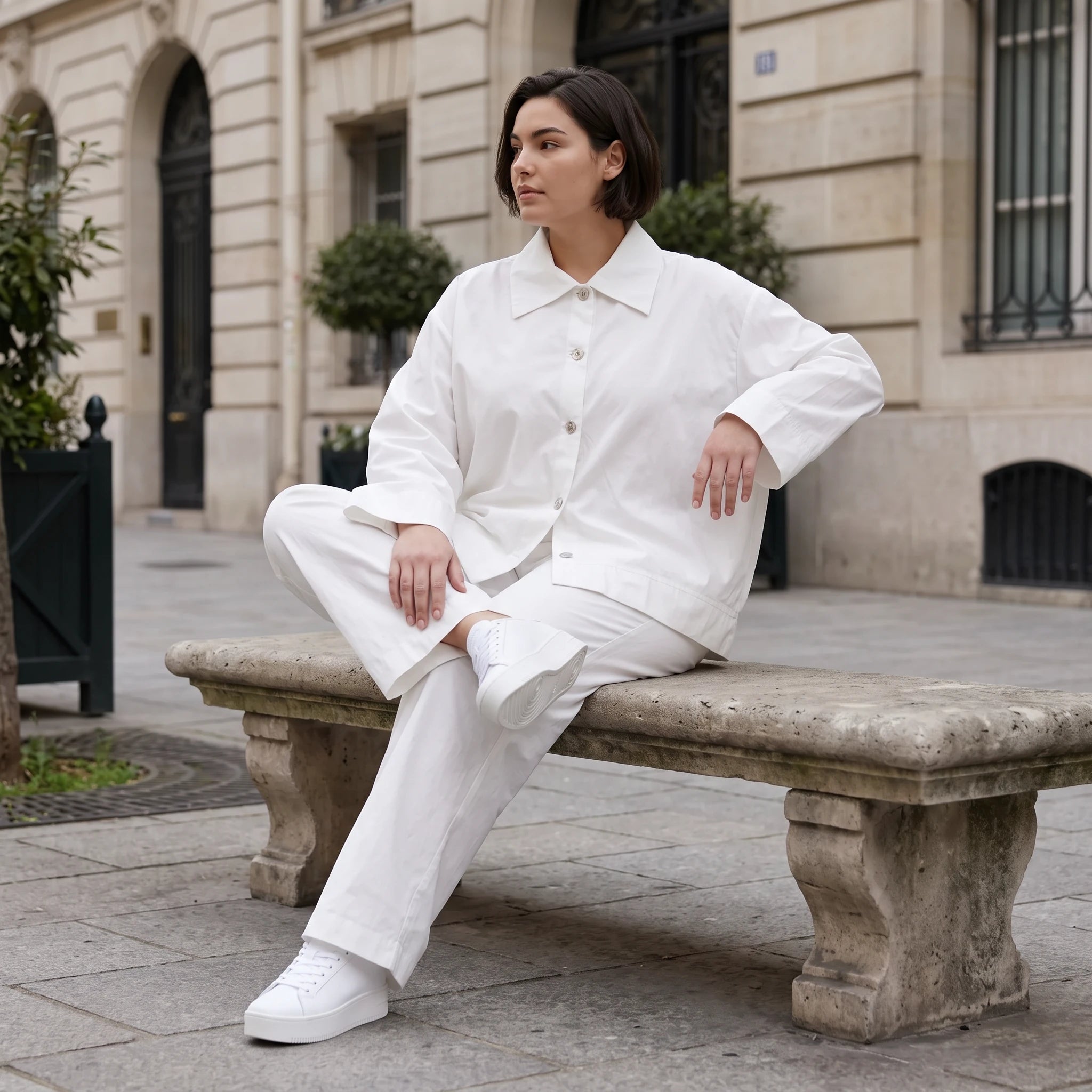 Zeitlose weisse Karottenhose aus Viskosemix weich elastisch leger modern leicht Lagenlook