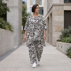 Zeitloses Viskoseshirt in Weiß Schwarz leger Oversize A-Linie Lagenlook leicht fliessend