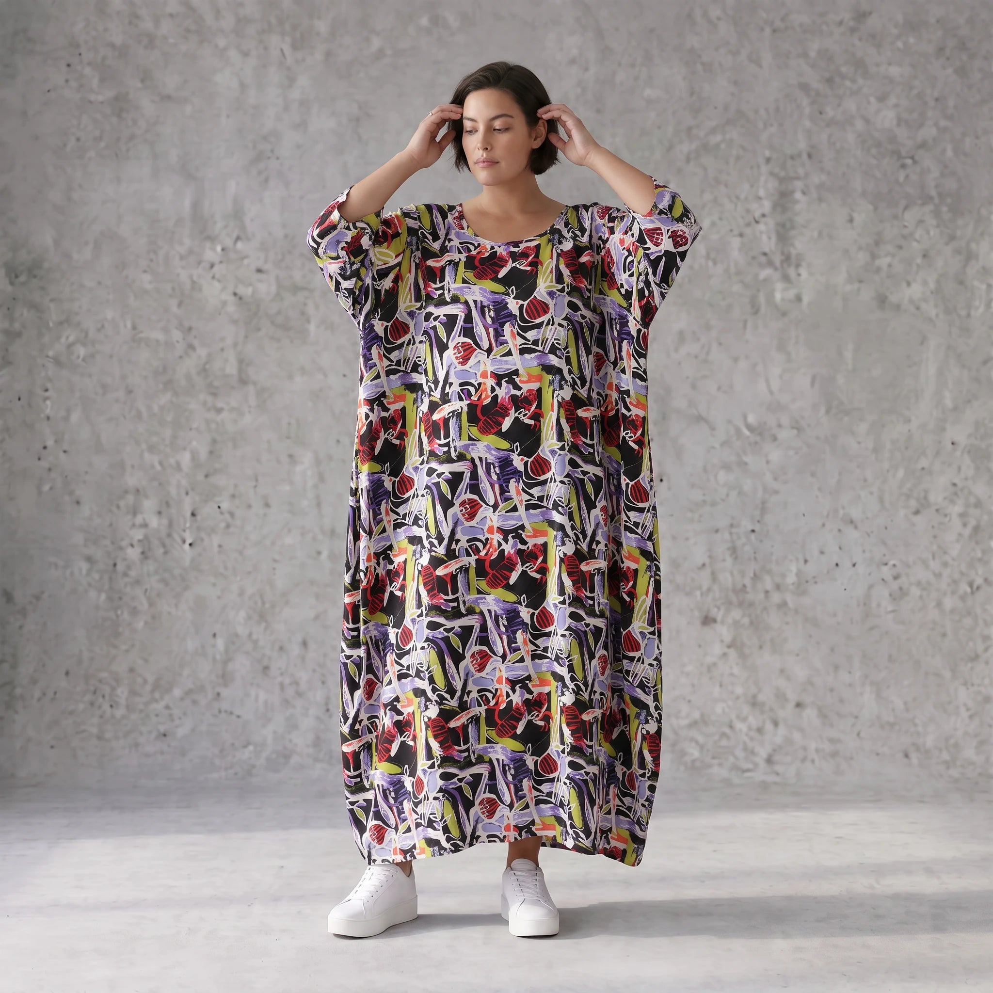 Fliessendes Ballonkleid aus Viskose in Schwarz Oliv Lila sehr leger zeitlos Oversize Look