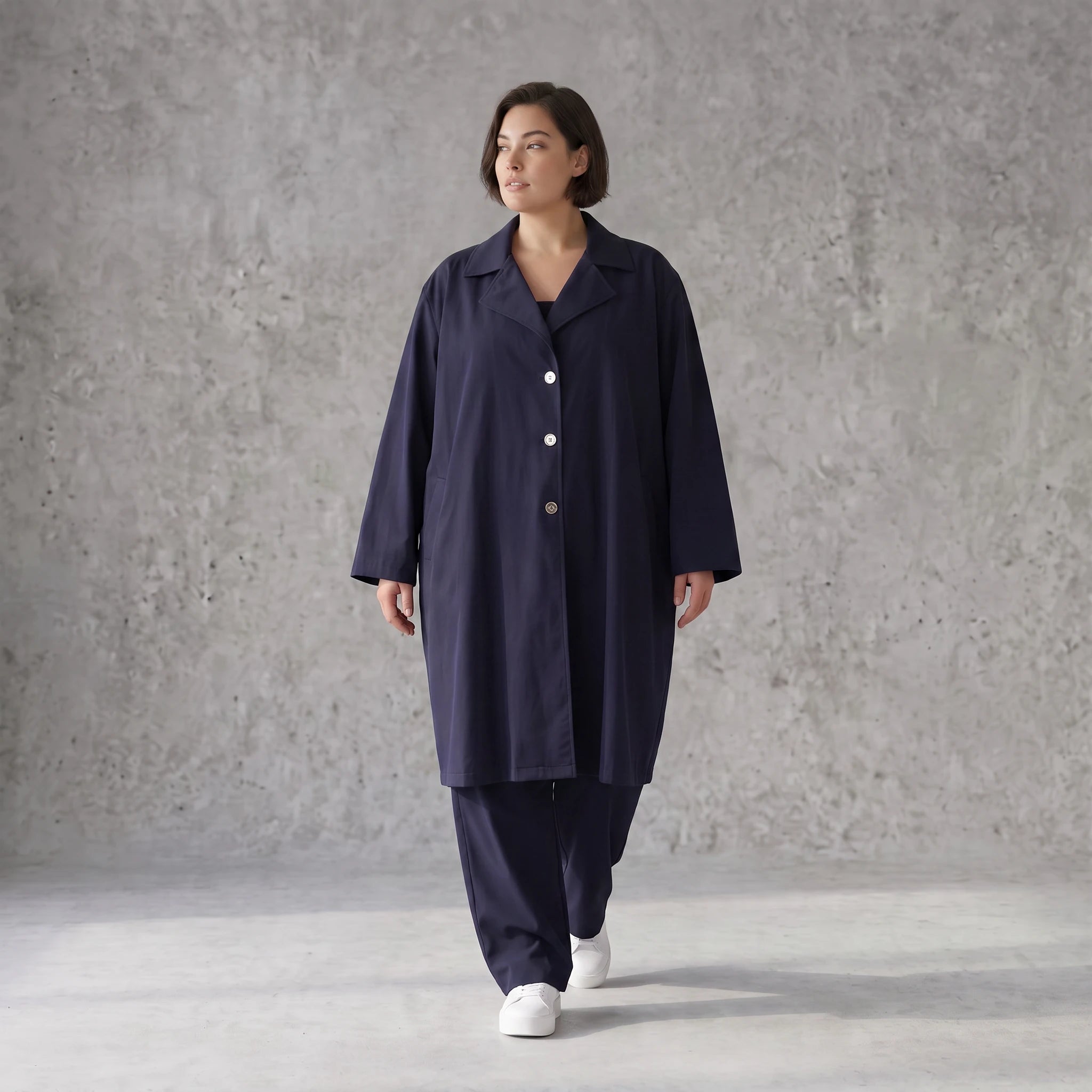 Fliessender Viskosemantel in Marine leger Oversize Lagenlook modern elegant leicht weich