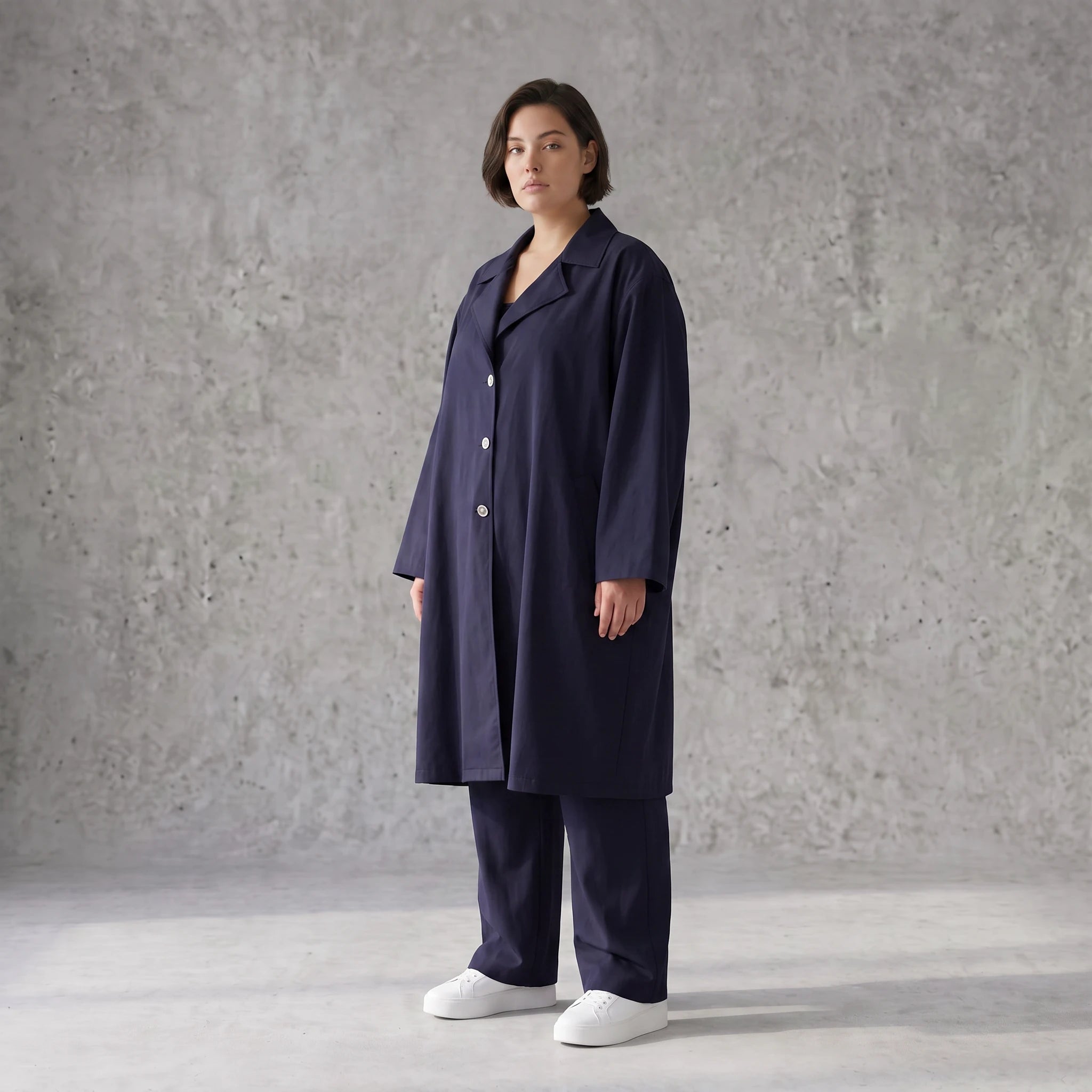 Fliessender Viskosemantel in Marine leger Oversize Lagenlook modern elegant leicht weich