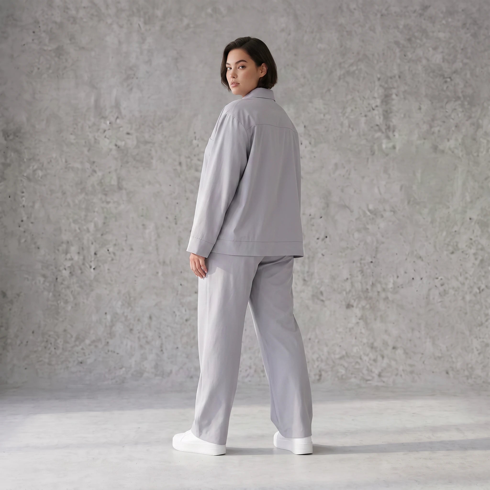 Eleganter Oversizeblazer Grau fliessend Lagenlook elastisch locker sehr modern chic edel