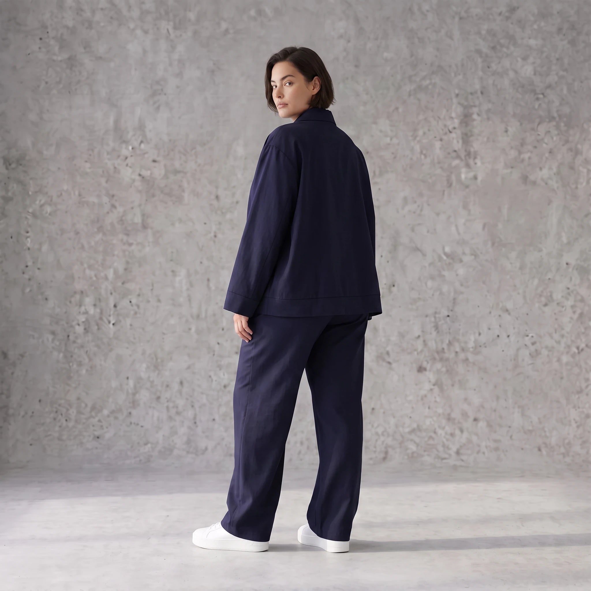 Zeitloser Marine Blazer im entspannten Oversize Lagenlook mit Hemdkragen elastisch weich