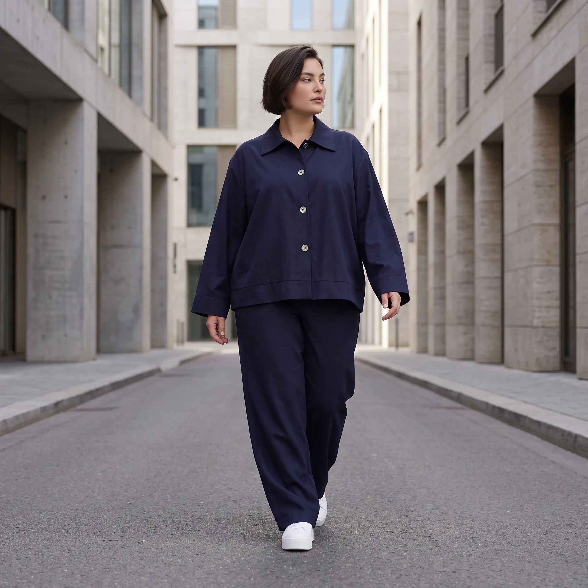 Zeitloser Marine Blazer im entspannten Oversize Lagenlook mit Hemdkragen elastisch weich