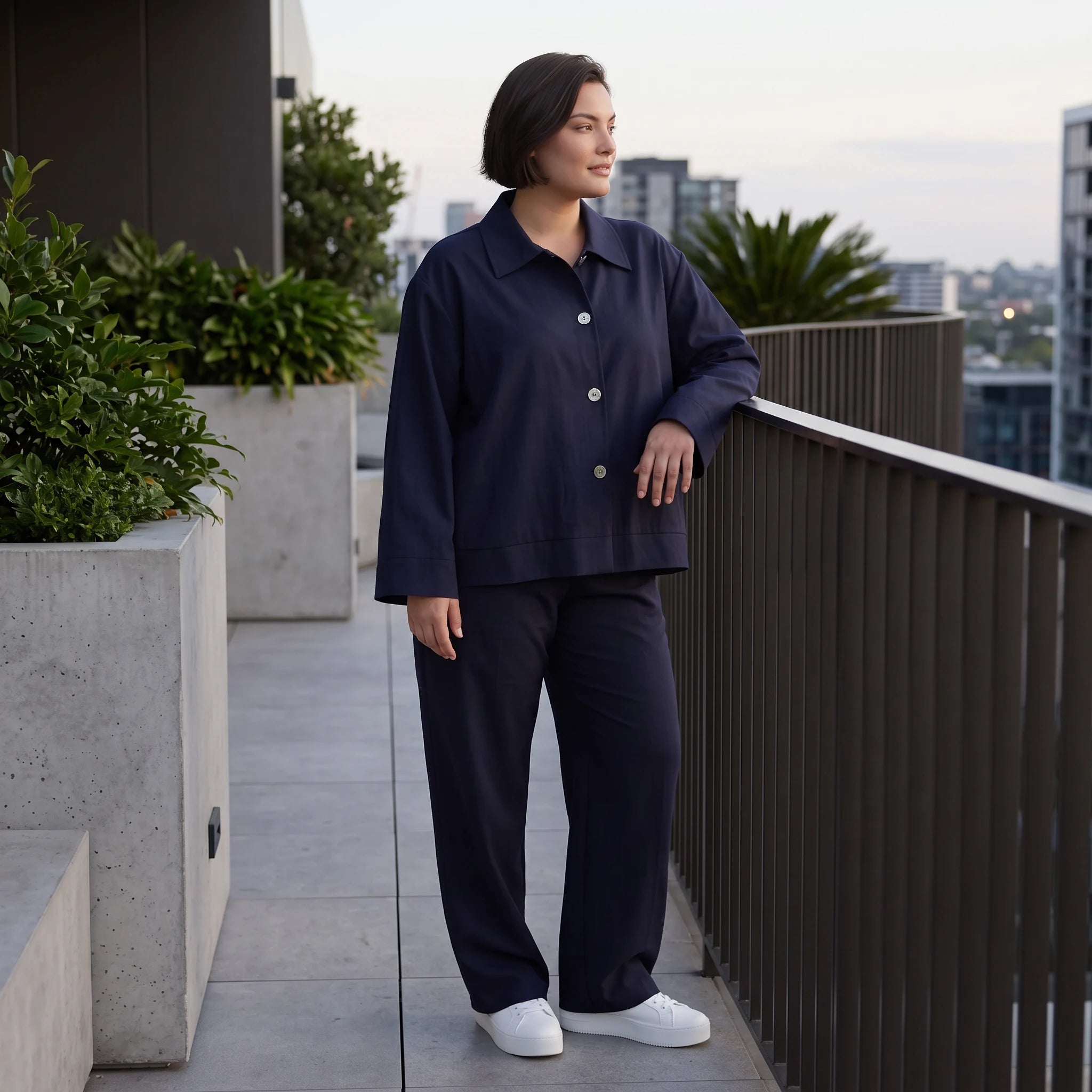 Zeitloser Marine Blazer im entspannten Oversize Lagenlook mit Hemdkragen elastisch weich